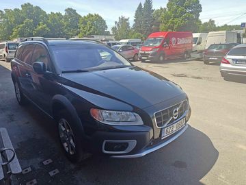 2,4 D5 AWD