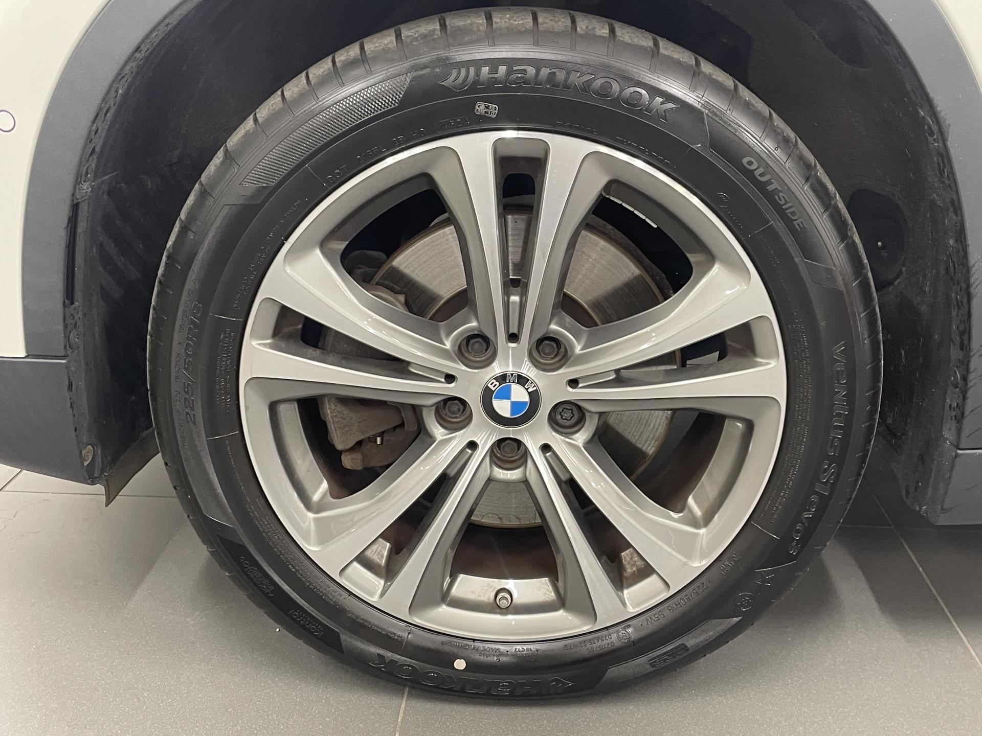 BMW X1, X1 xDrive20d - fotka 4