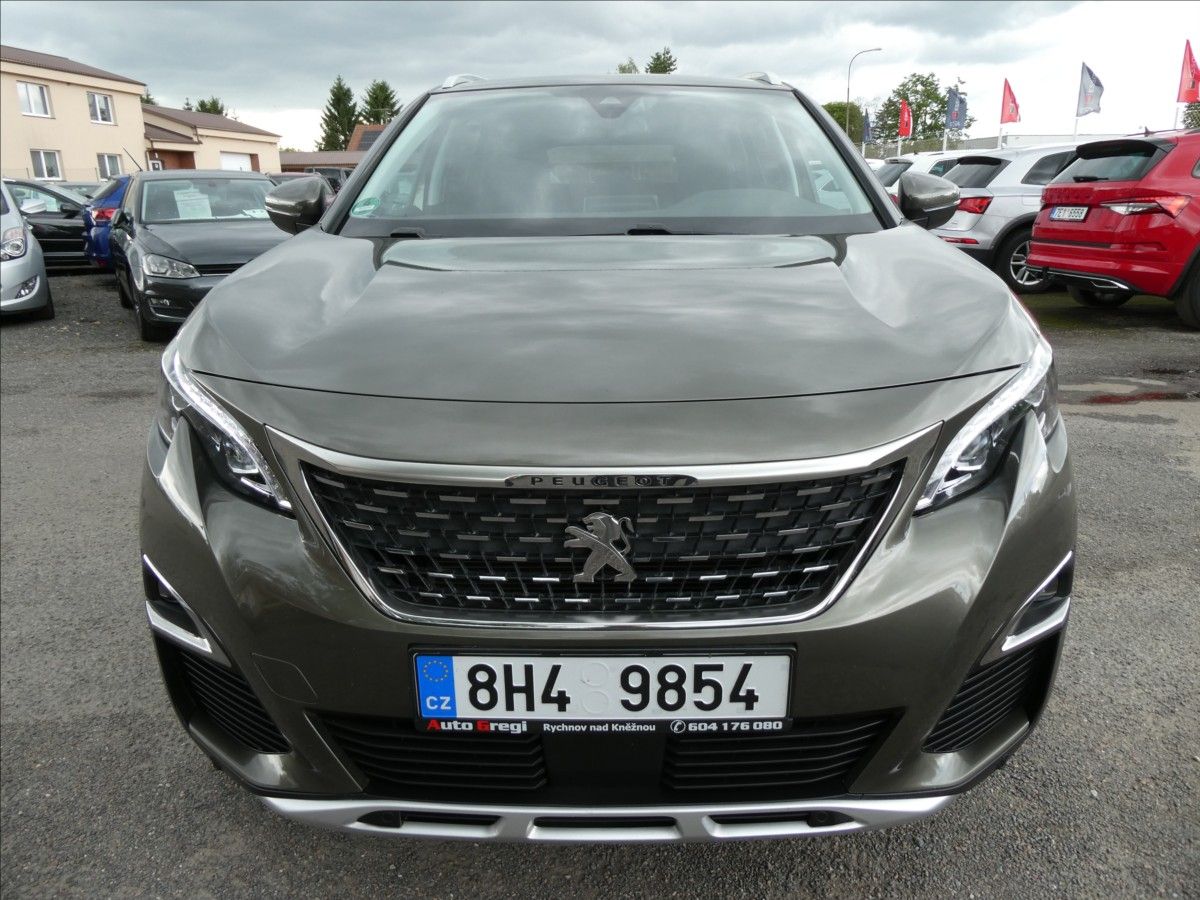 Peugeot 5008, 2,0 HDi 110kW Allure serviska - fotka 2
