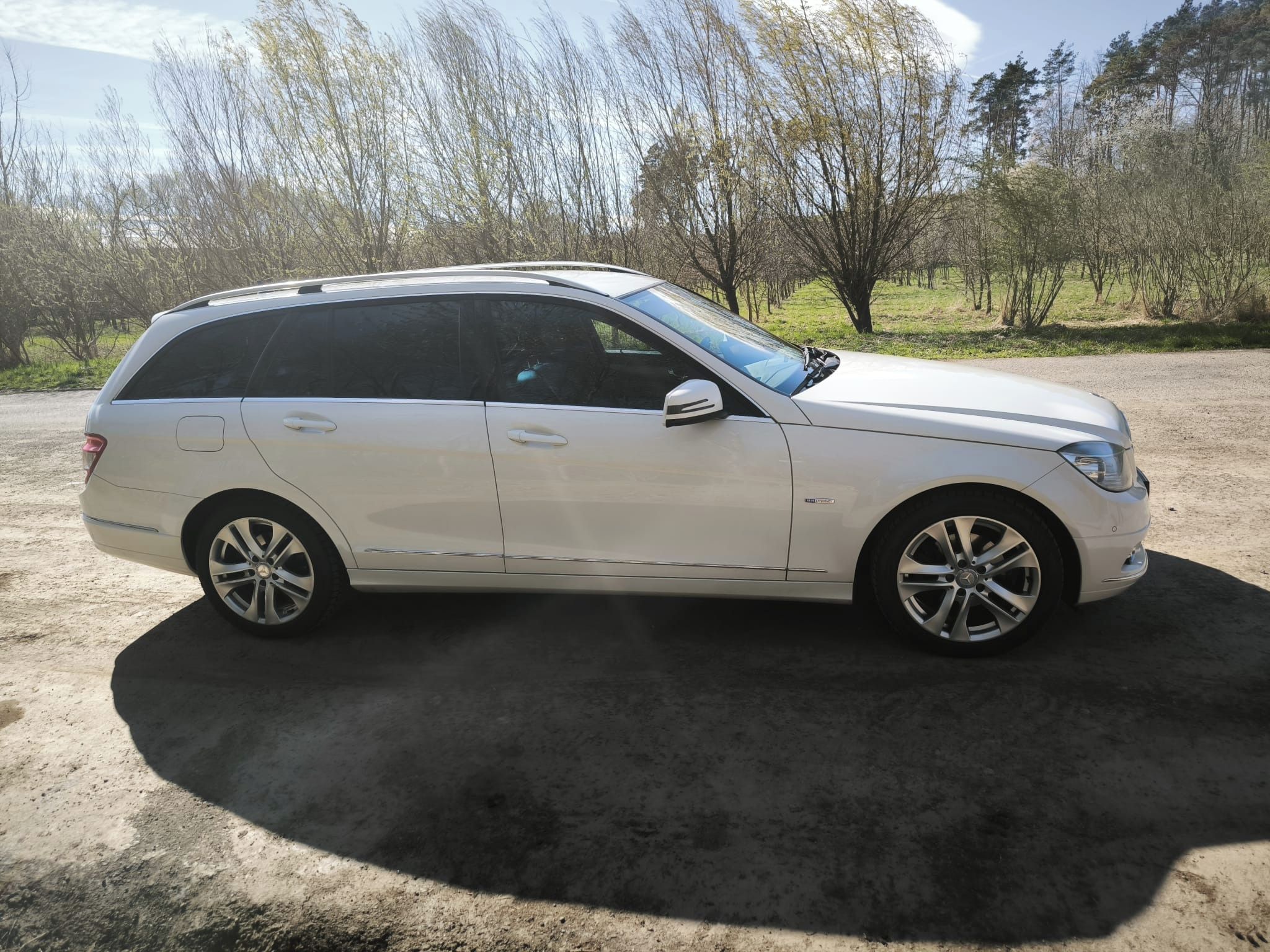 Mercedes-Benz Třídy C, 1.8 CGI - fotka 2