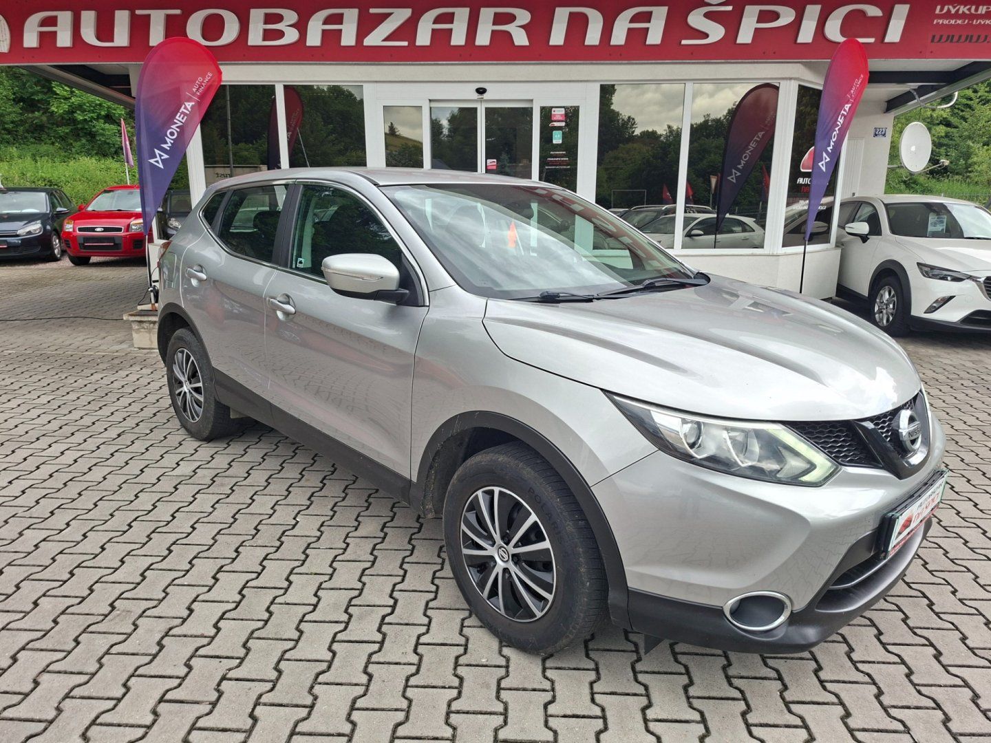 Nissan Qashqai, 1.2DIG-T 85kW -PARK.KAMERA - fotka 2