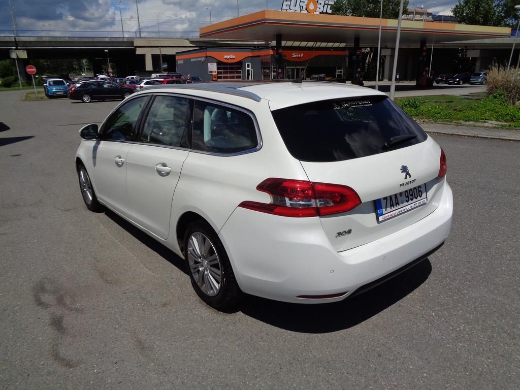 Peugeot 308, SW 1.6 HDi KOUPENO ČR PANORAMA - fotka 3