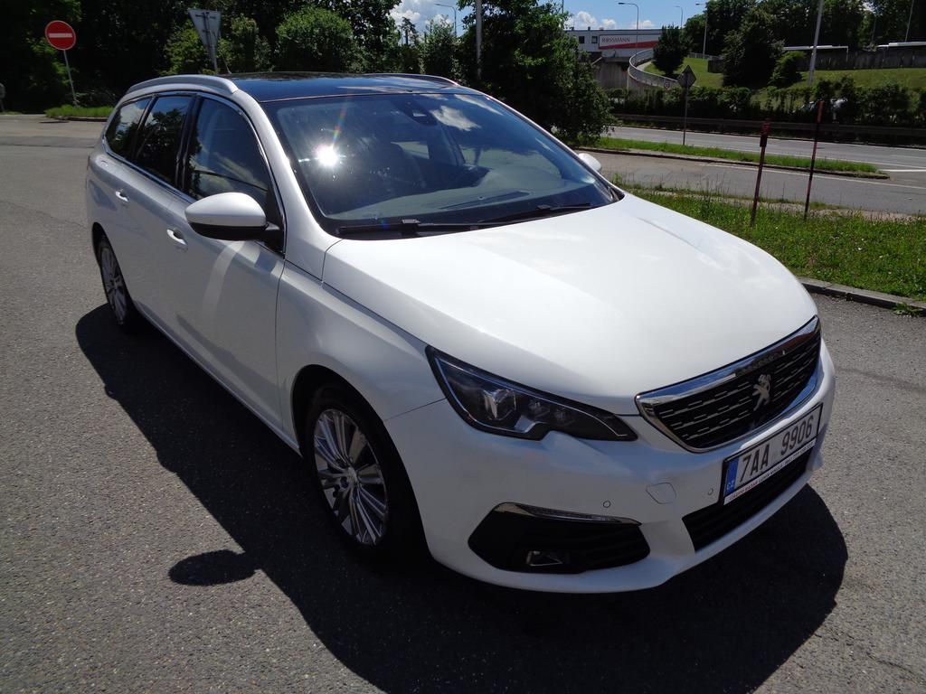 Peugeot 308, SW 1.6 HDi KOUPENO ČR PANORAMA - fotka 4