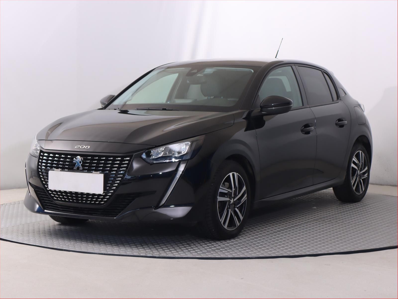 Peugeot 208, 1.2 PureTech, Allure - fotka 2