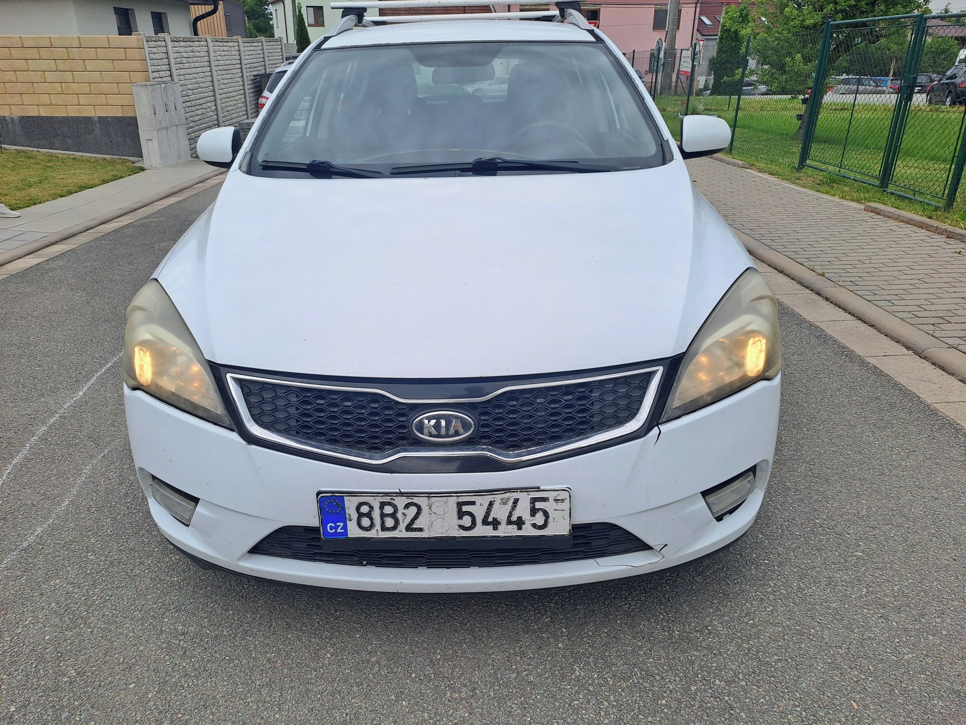 Kia Cee´d, 1.MAJ,SERVISOVANÝ VŮZ,DPH - fotka 3