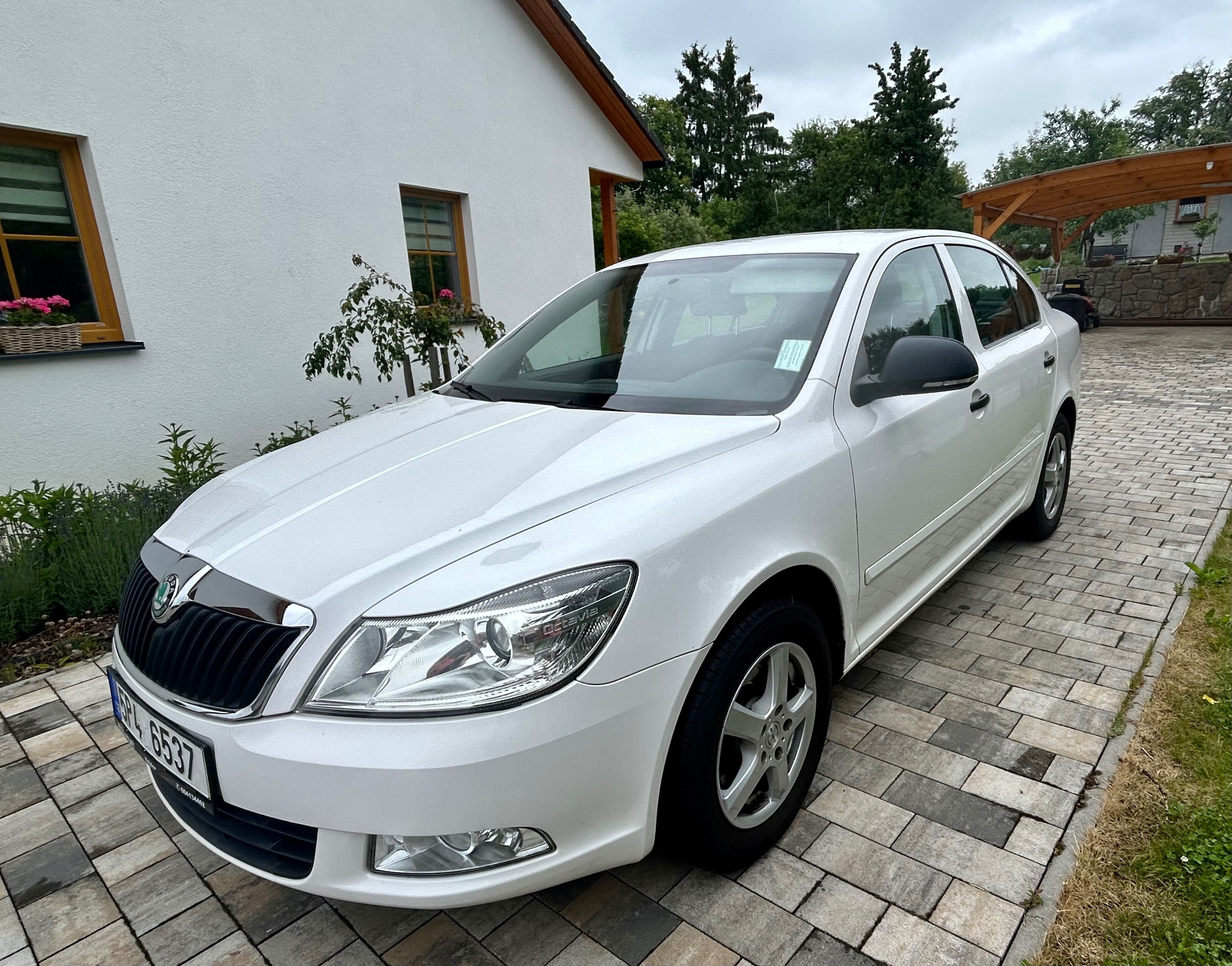 Škoda Octavia - fotka 3