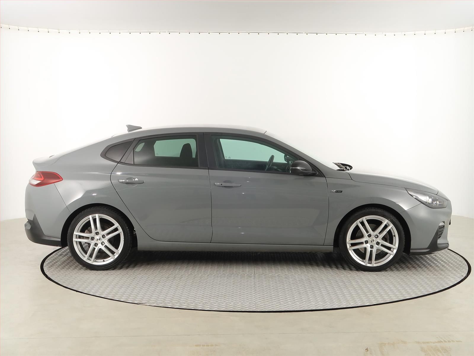 Hyundai i30, 1.4 T-GDI, N-Line, Serv.kniha - fotka 6