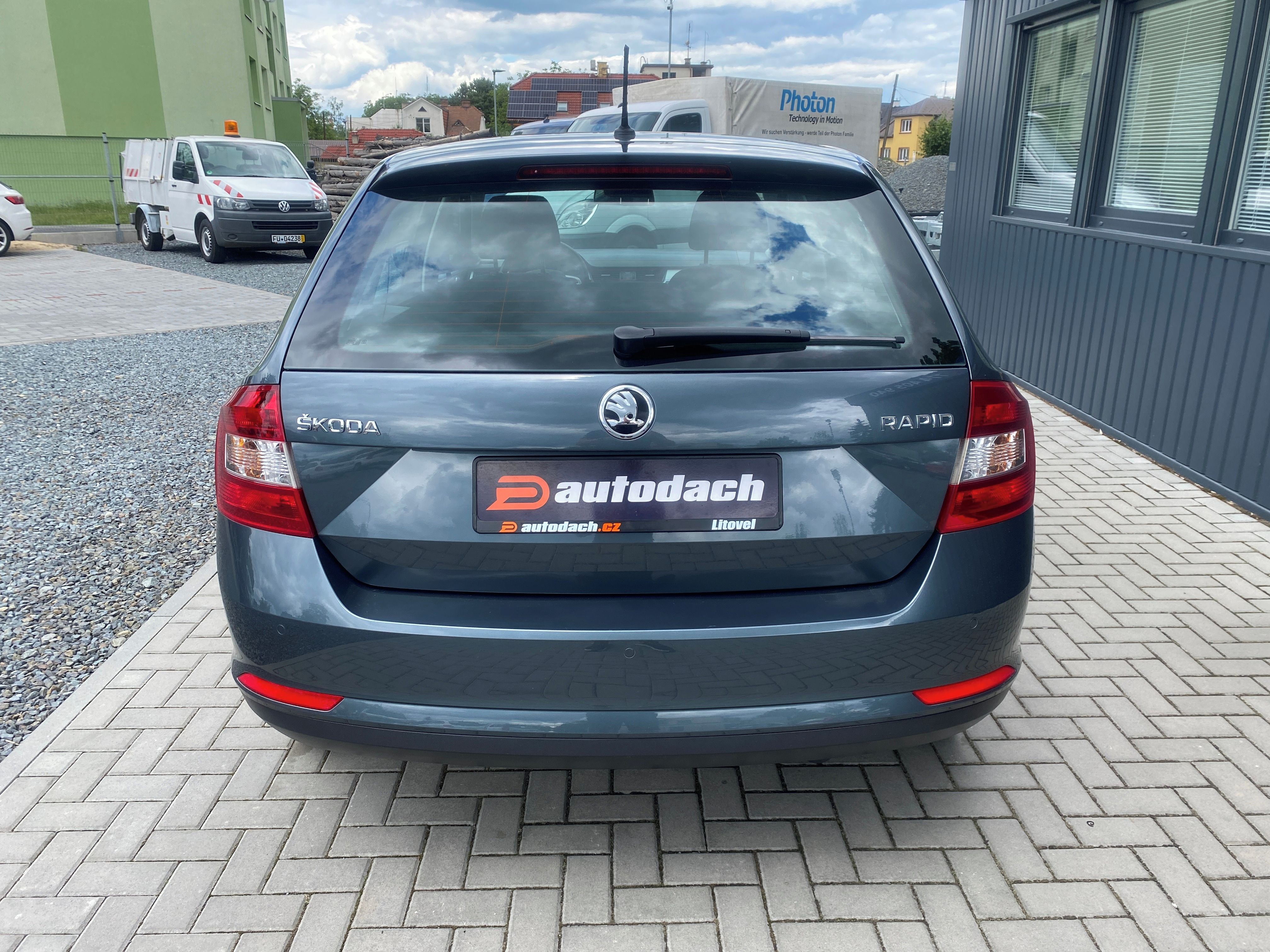 Škoda Rapid, 1.2 TSI 81kW -KLIMA -ALU - PDC - fotka 3