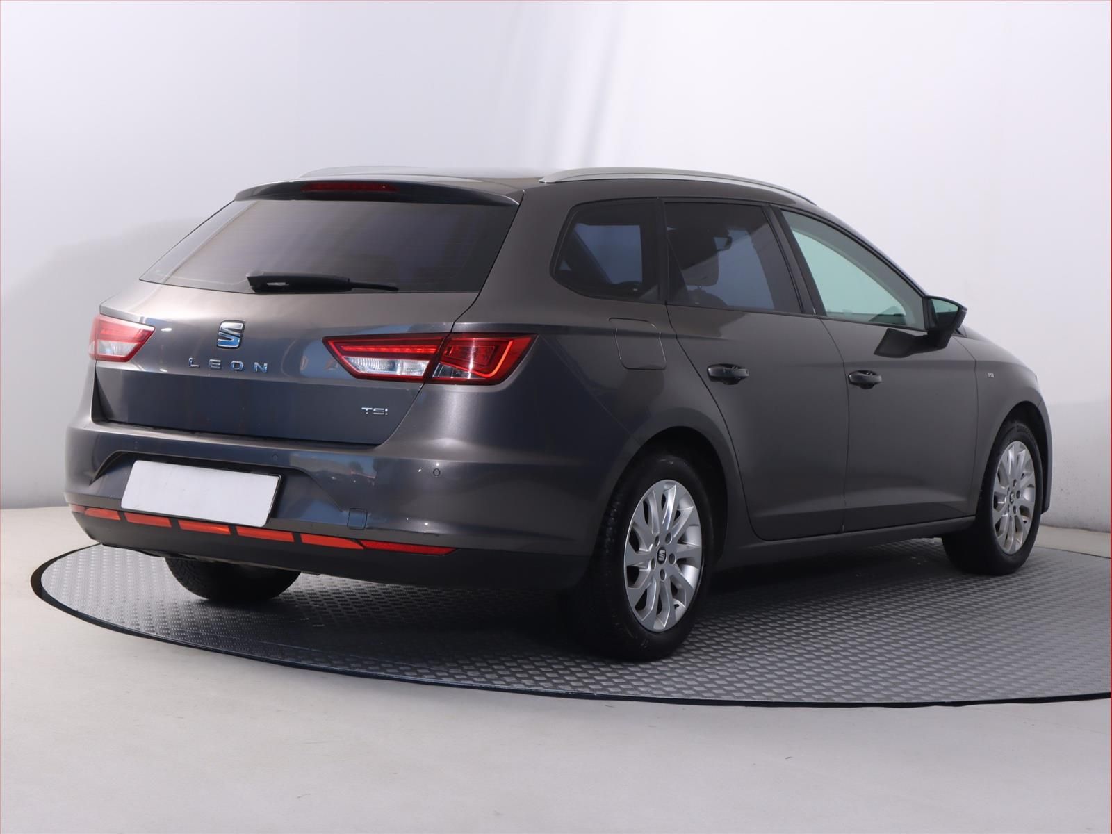 Seat Leon, 1.2 TSI - fotka 5