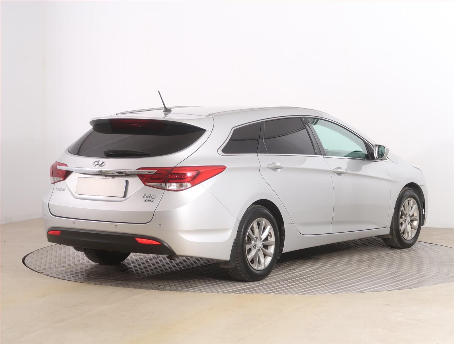 Hyundai i40, 1.7 CRDi, Serv.kniha - fotka 5
