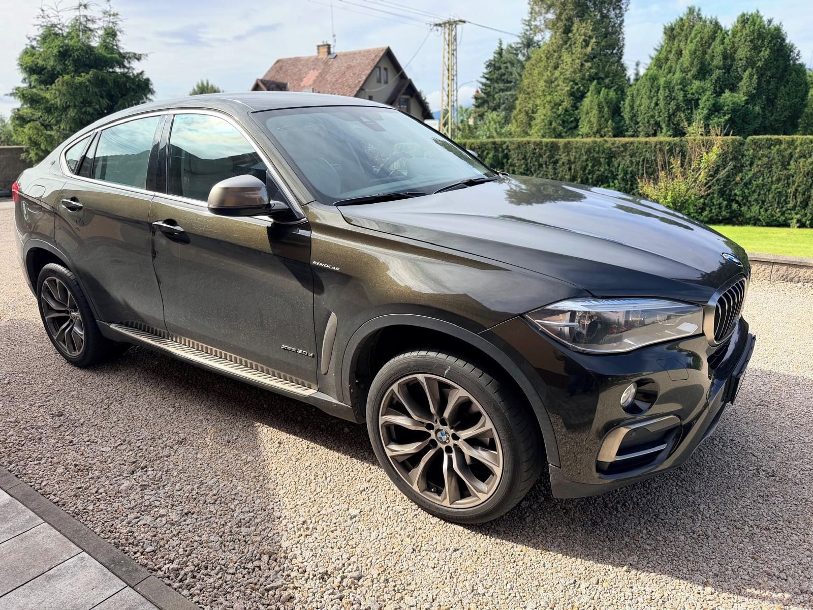 BMW X6 - fotka 2