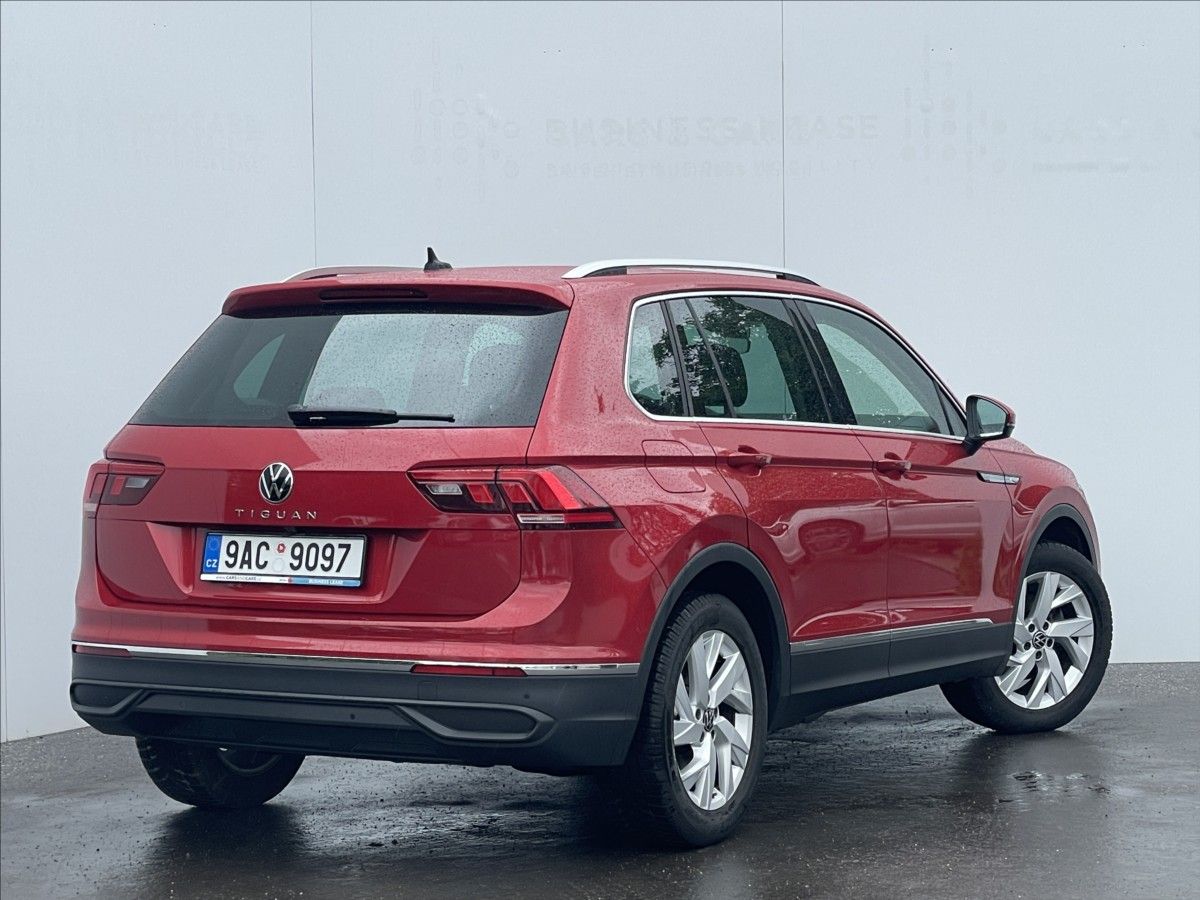 Volkswagen Tiguan, 1,5 TSI Life TAŽNÉ+KAMERA - fotka 3