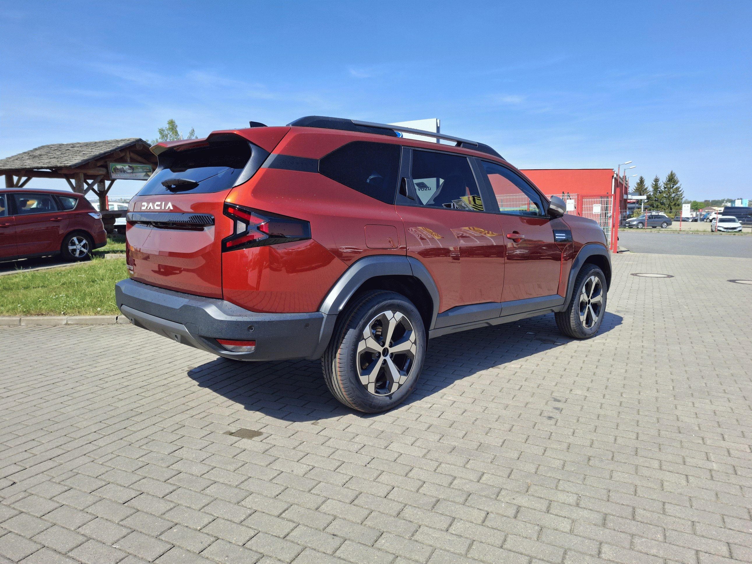 Dacia Bigster, journey hybrid 155 - fotka 3