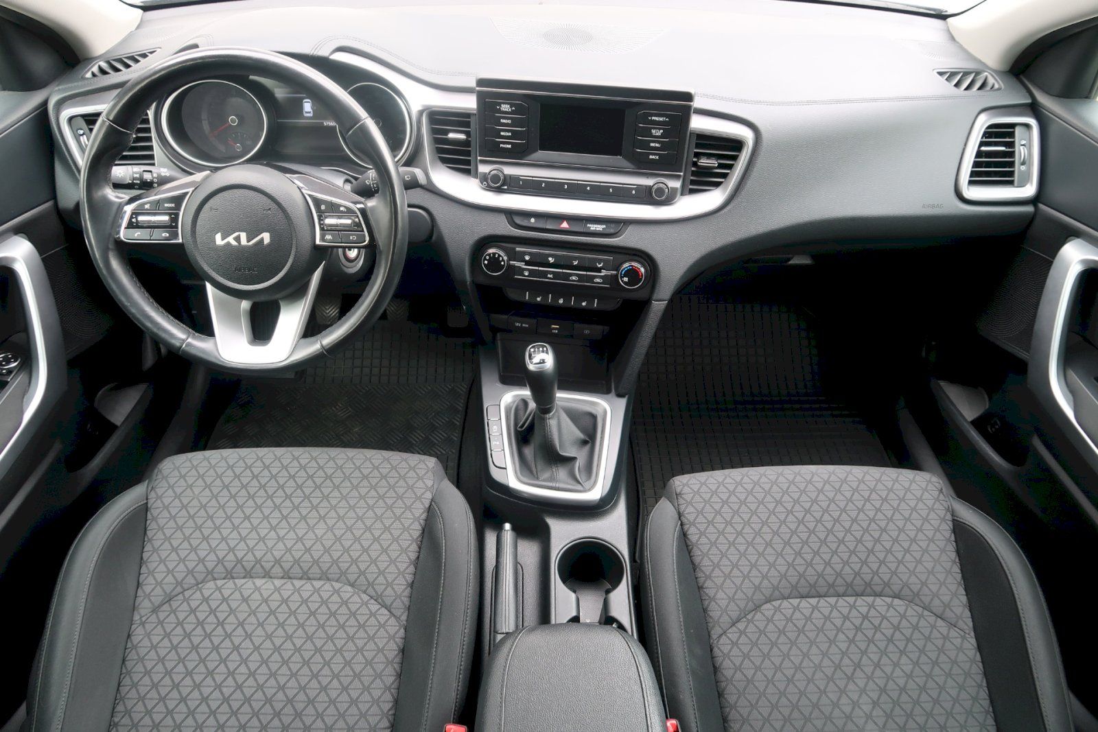 Kia Cee´d, Sportswagon,  1.0 T-GDI / 88 k - fotka 5