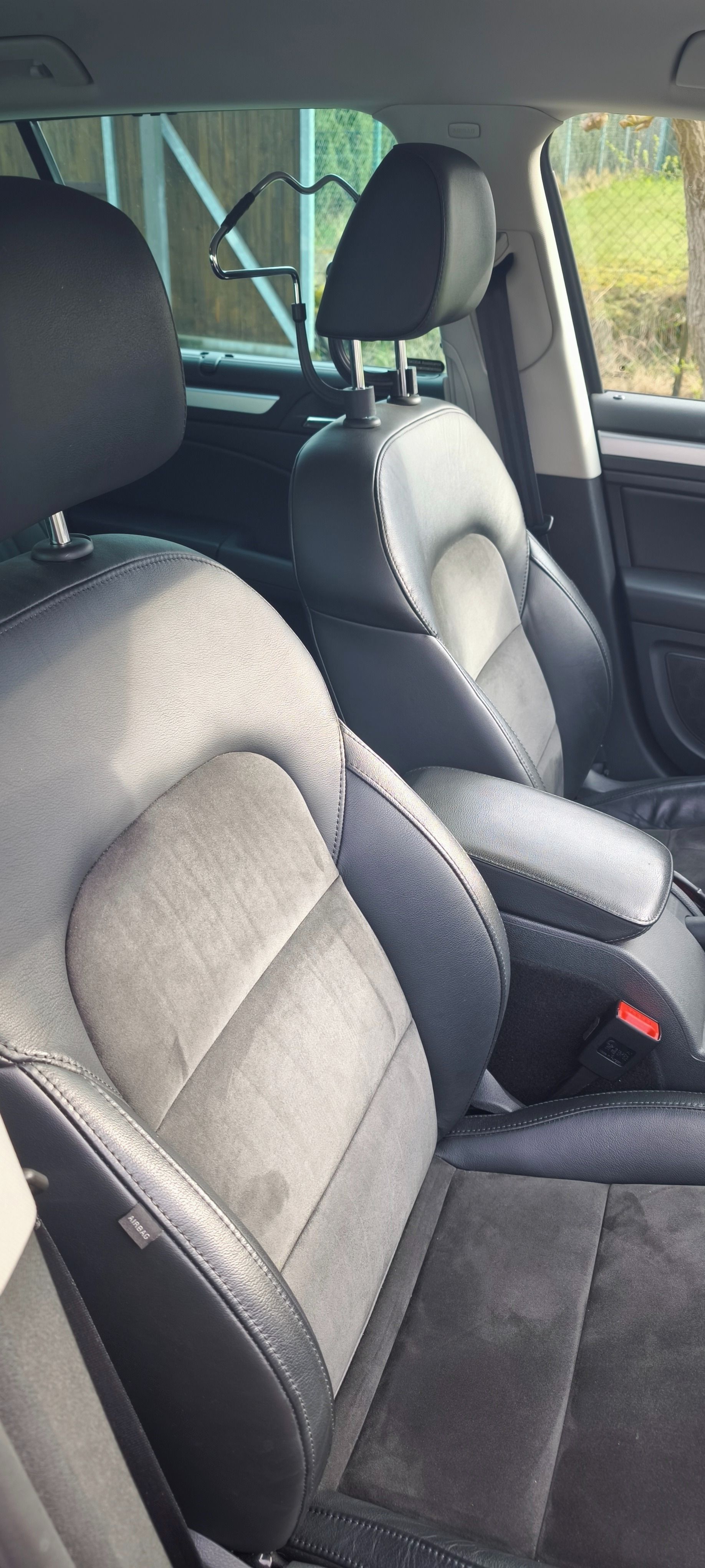 Škoda Superb, 2.0 TDI - servisováno aut. ser - fotka 5