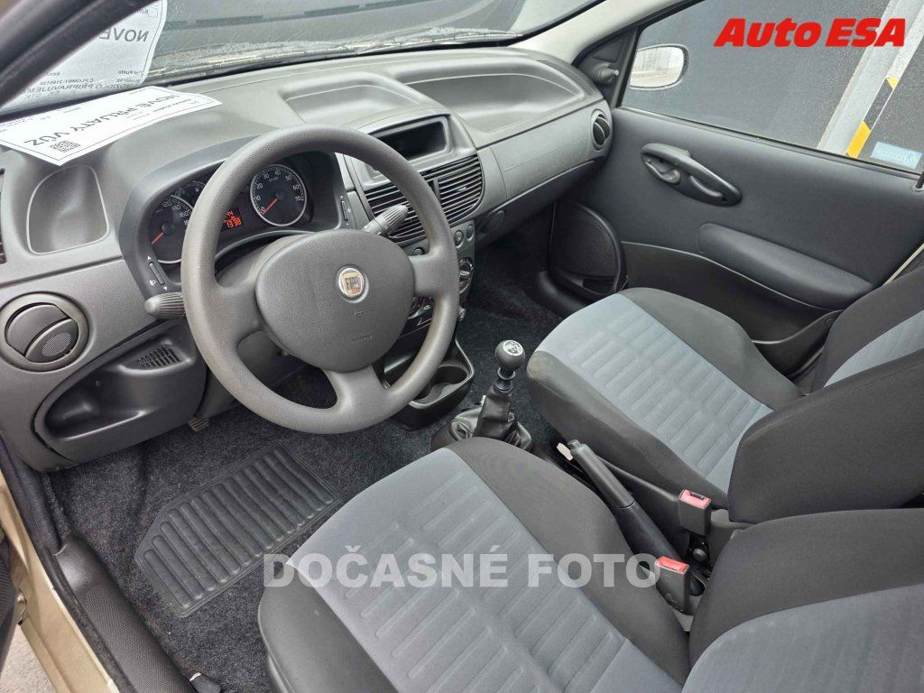 Fiat Punto, 1.2i,1.maj,ČR - fotka 3