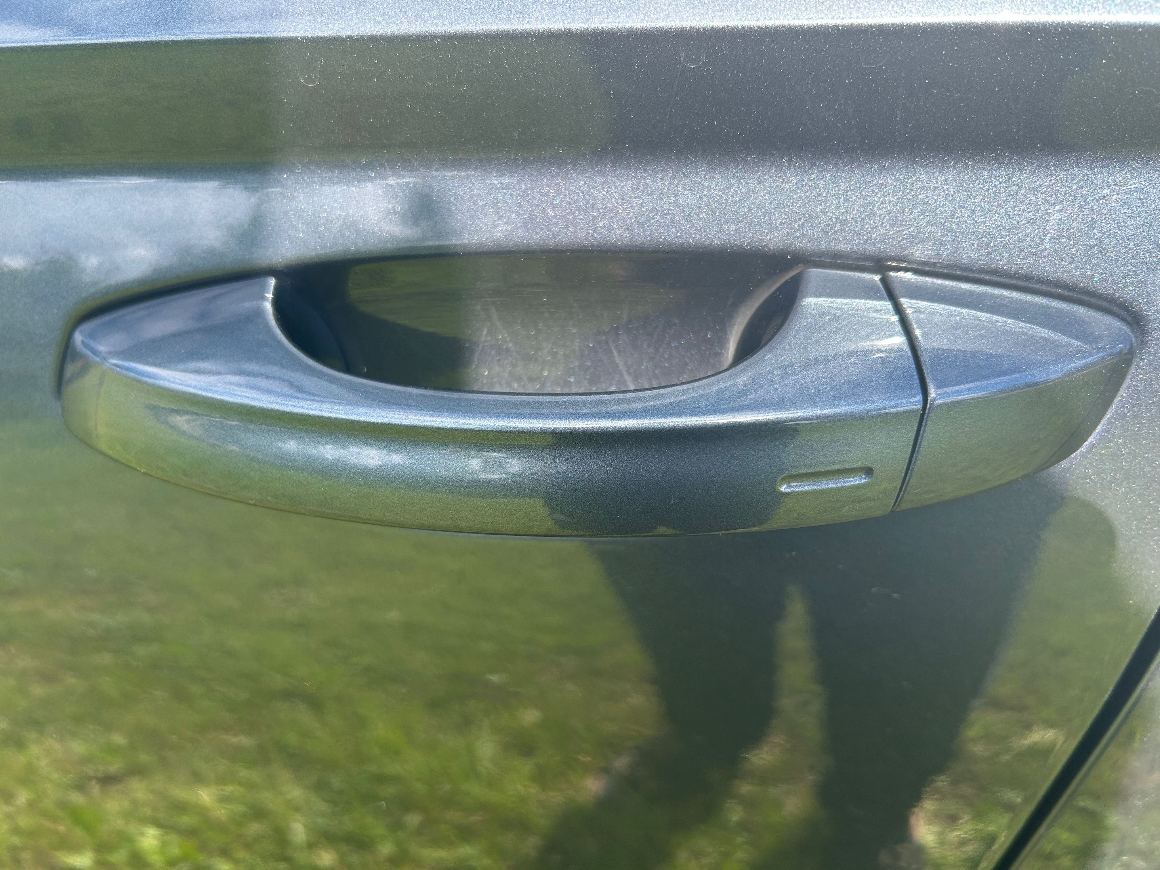 Škoda Karoq, 1. maj. , serviska, nebourano - fotka 5