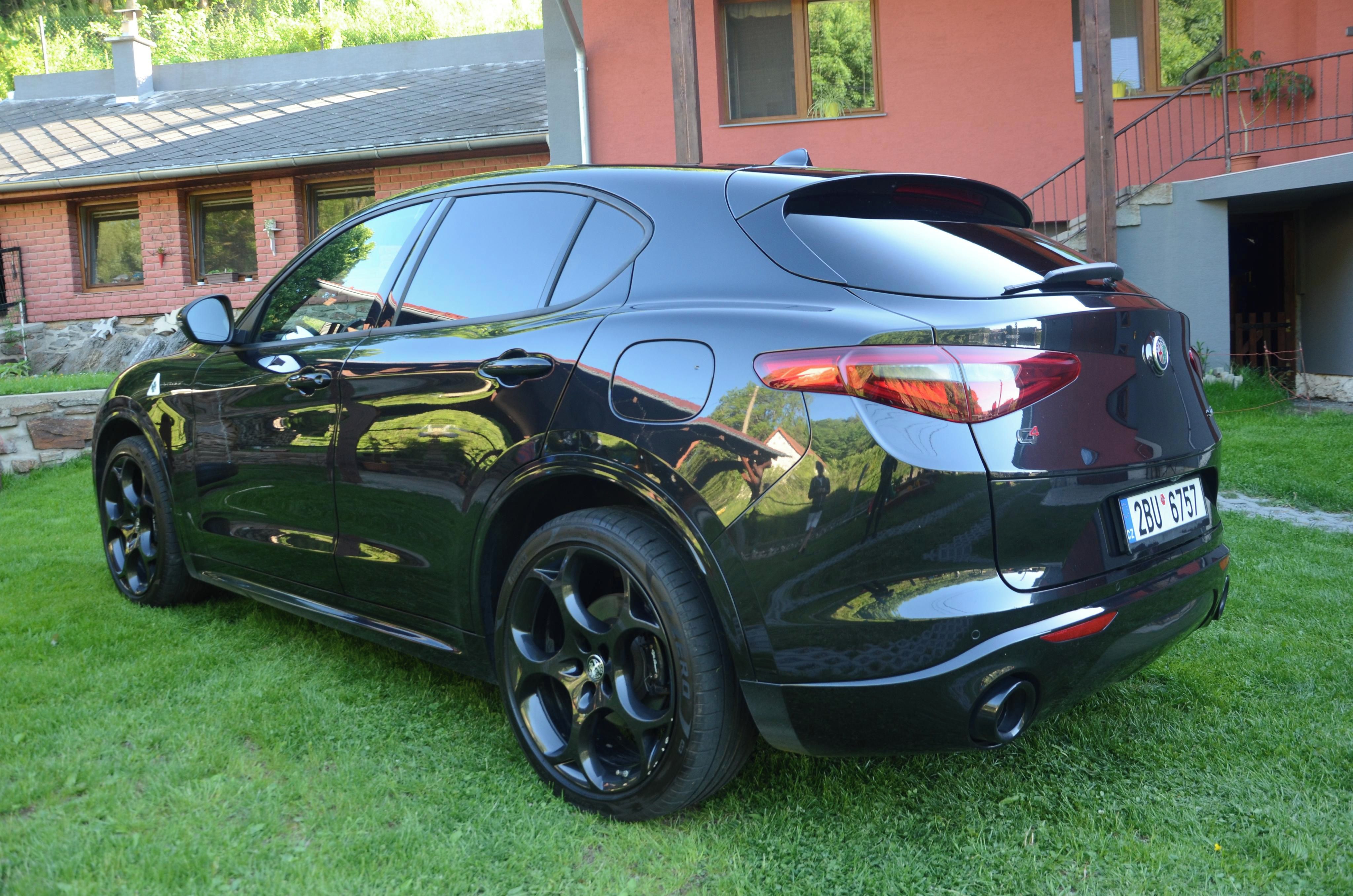 Alfa Romeo Stelvio - fotka 5