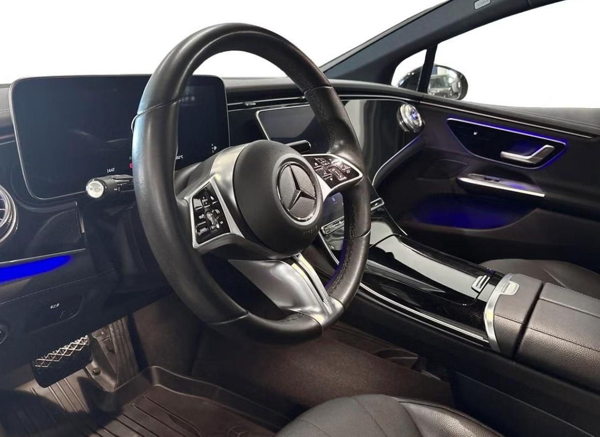 Mercedes-Benz EQE, 350 98kWh Kamera Tažné - fotka 6