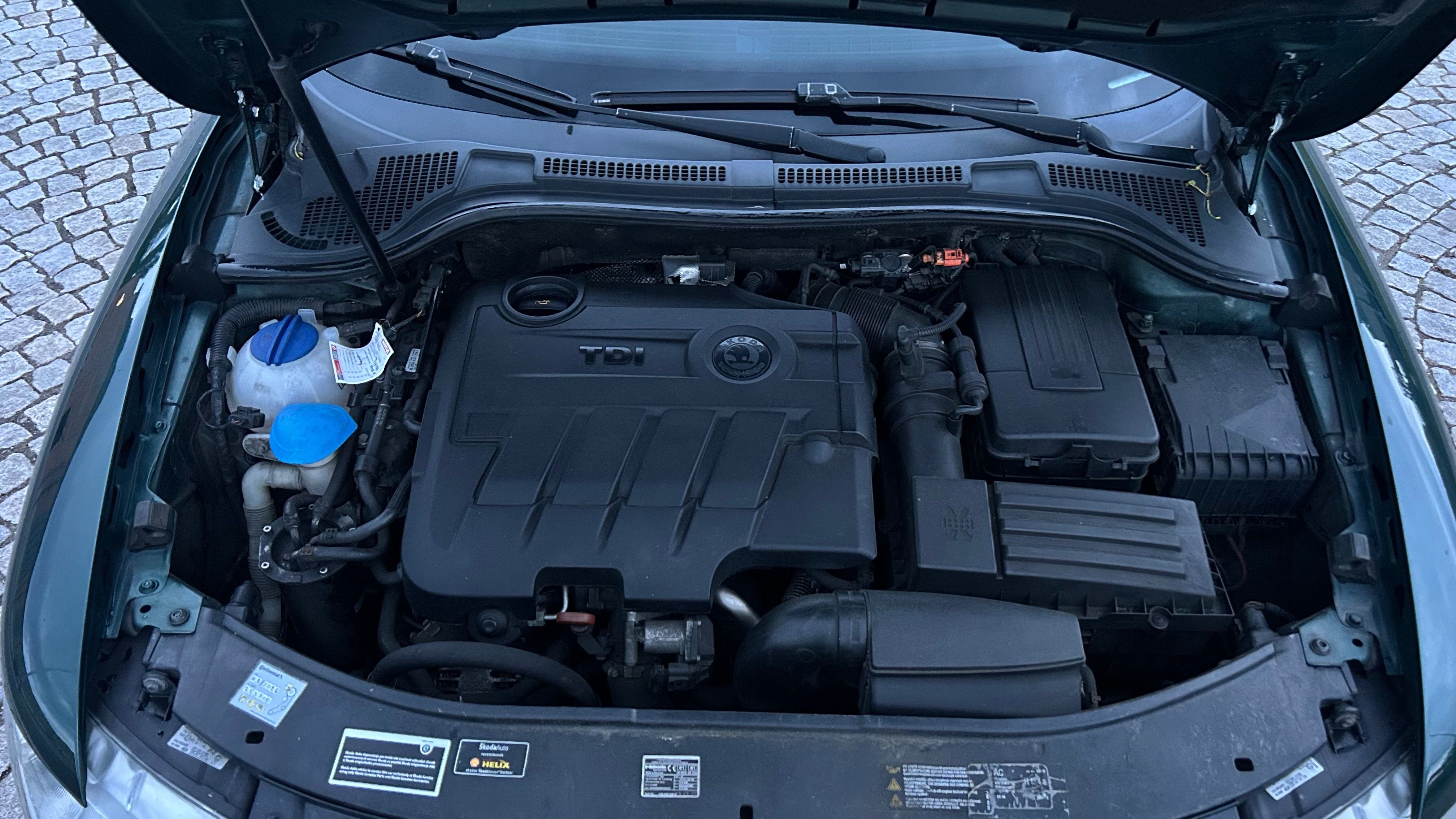 Škoda Superb, 2.0 TDi 125 kW 4x4 Původ ČR - fotka 6