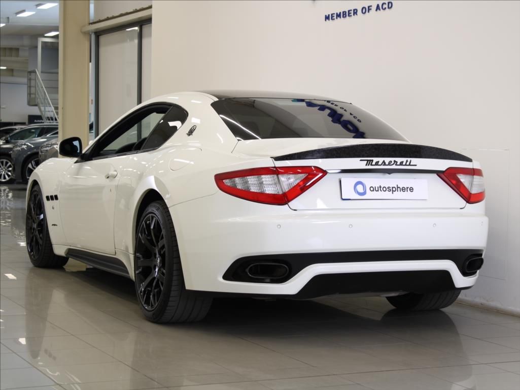 Maserati GranTurismo, 4,7 V8 S 323kW 91tkm. DPH ČR - fotka 3