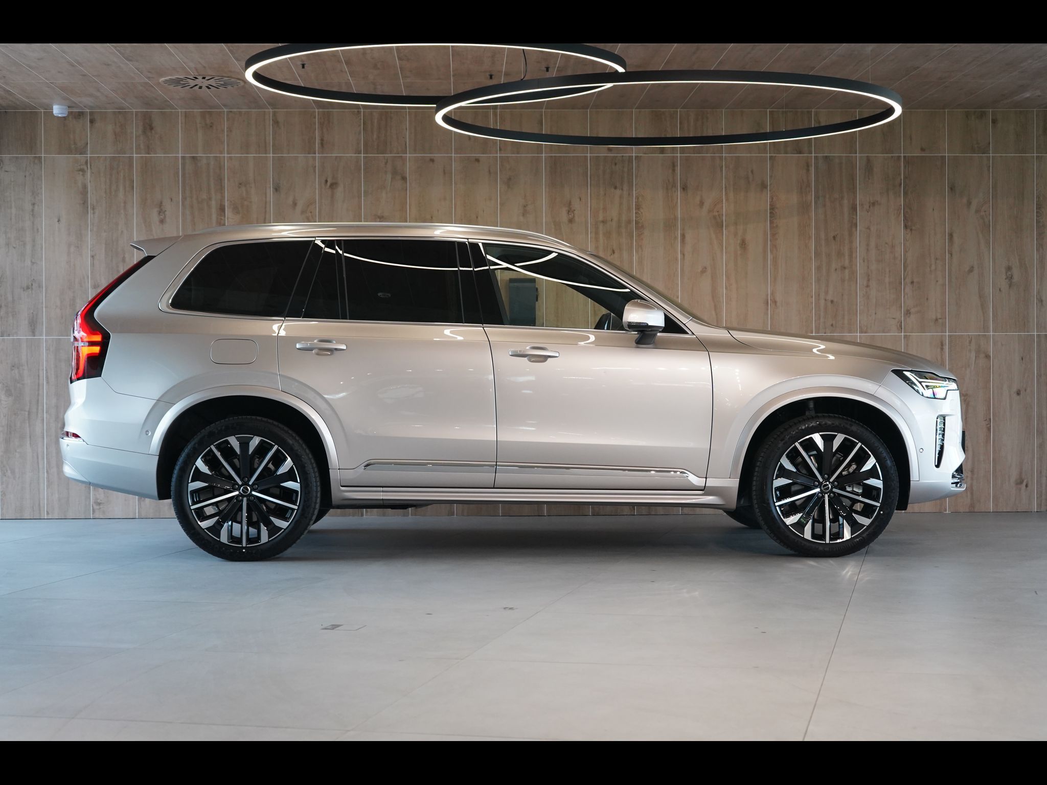 Volvo XC90, B5 PLUS Bright, Vzduch, 360° - fotka 6