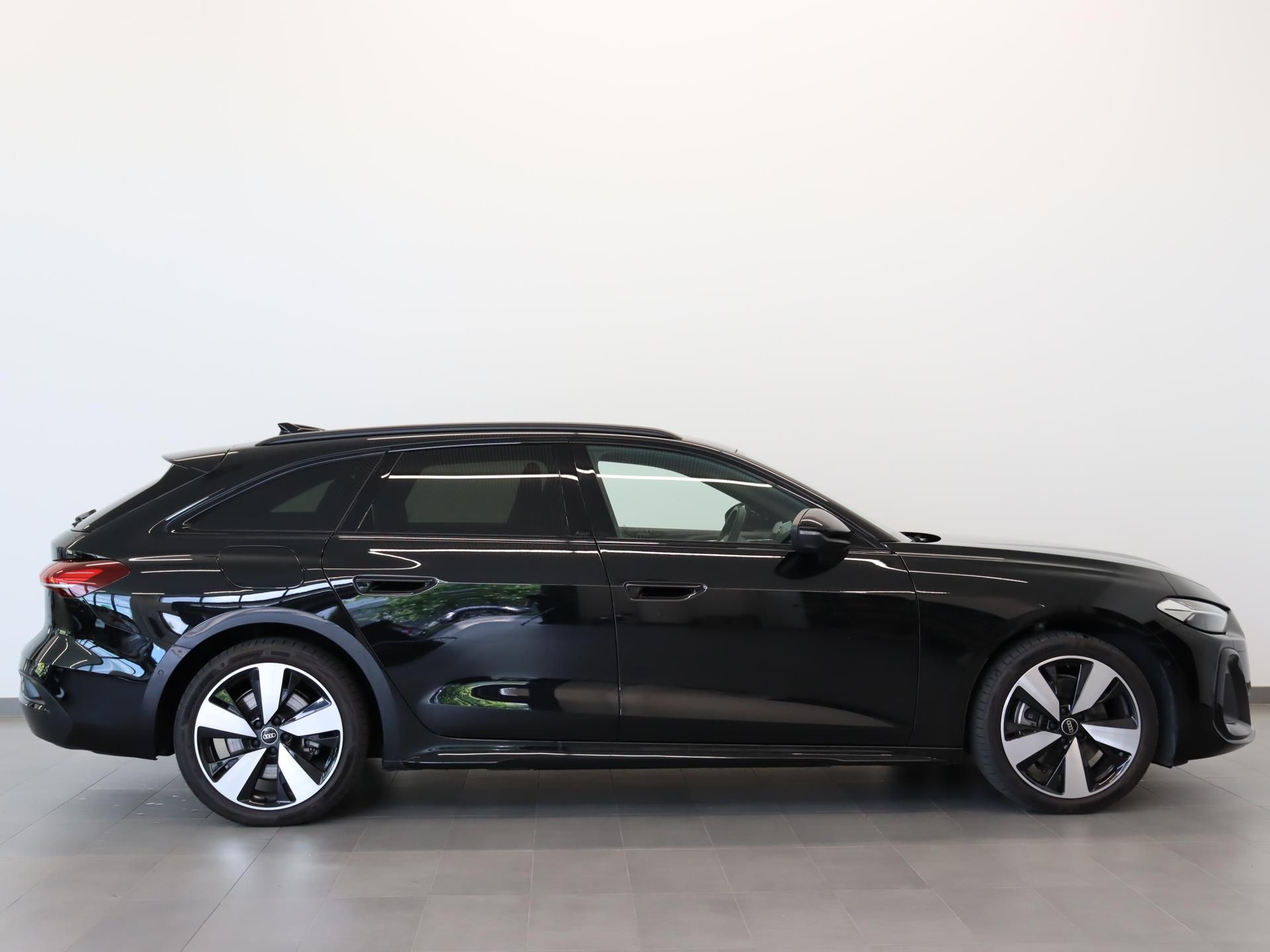 Audi A5, Avant 2,0 TDI quattro Stronic - fotka 3