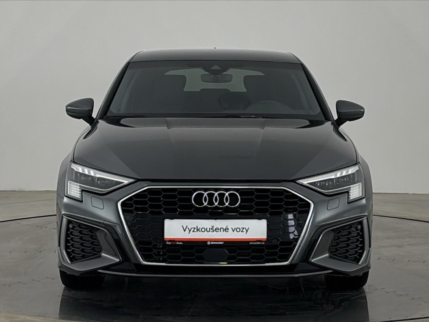 Audi A3, 1.5 TSI / 110 kW S-Line Sportb - fotka 4