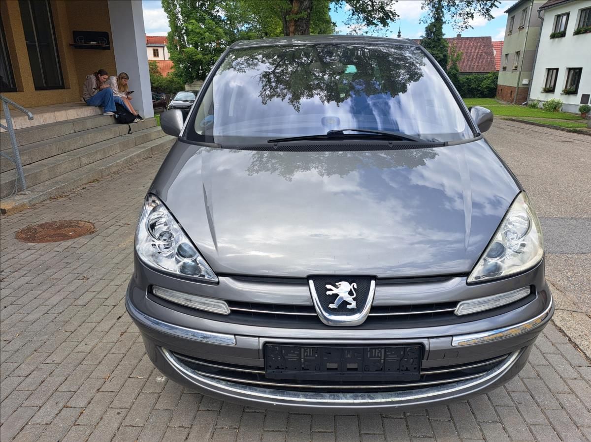 Peugeot 807, 2,0 HDI - fotka 2
