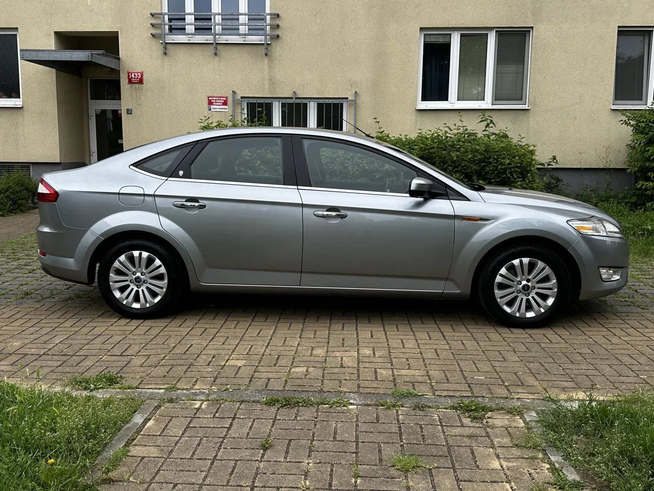 Ford Mondeo, 1.8 TDCi 92 kW GHIA Tažné Navi - fotka 4