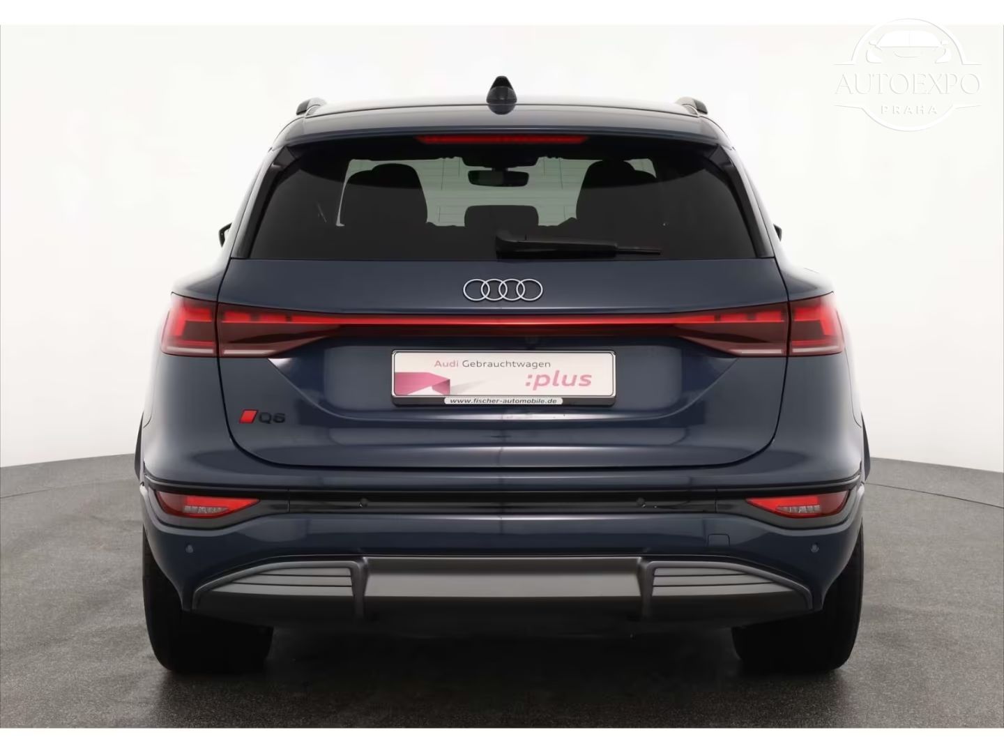 Audi Q6 e-tron, S line* - fotka 5