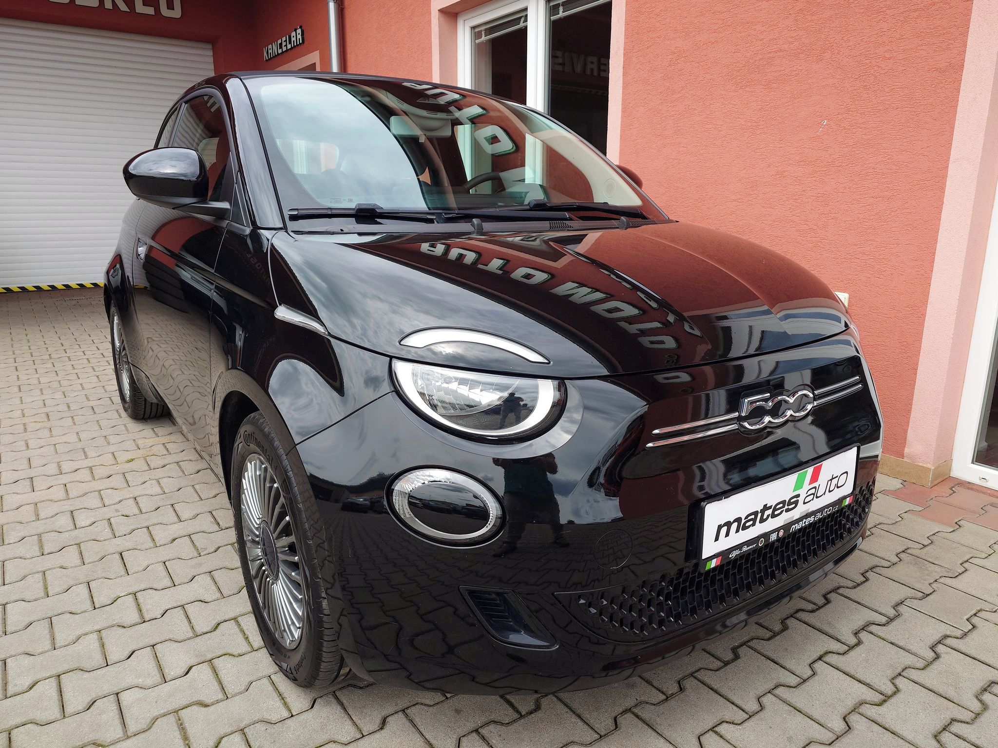 Fiat 500E, Fiat 500E C - fotka 4