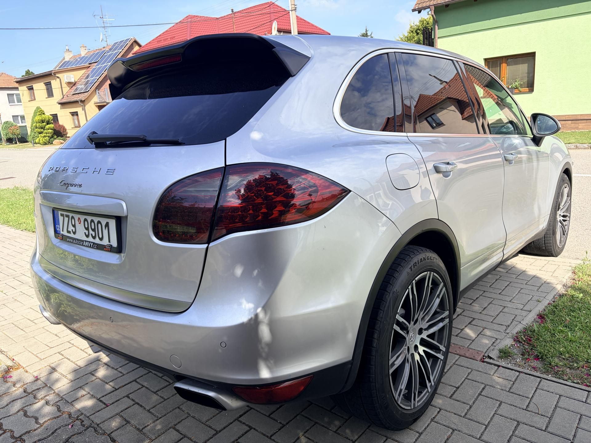 Porsche Cayenne, DIESEL 3.0 V6 180KW - fotka 4