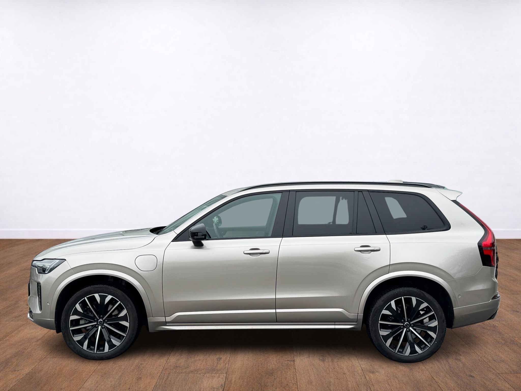 Volvo XC90, PLUS T8, 360°, VENTILACE - fotka 2