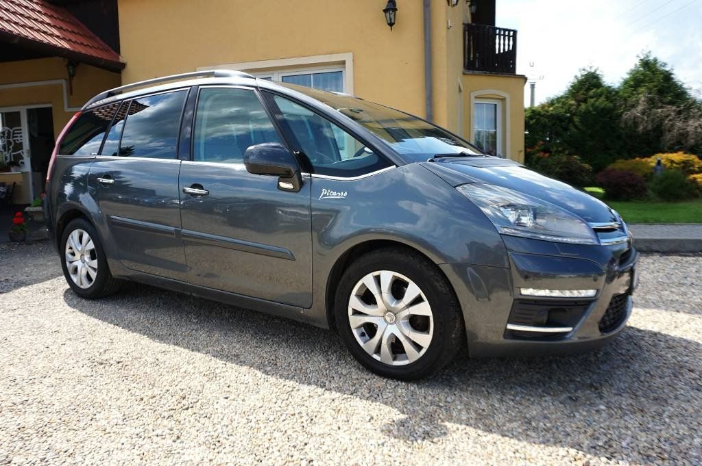 Citroën C4 Picasso, EXCLUSIVE 2,0 HDI 120 kW - fotka 2
