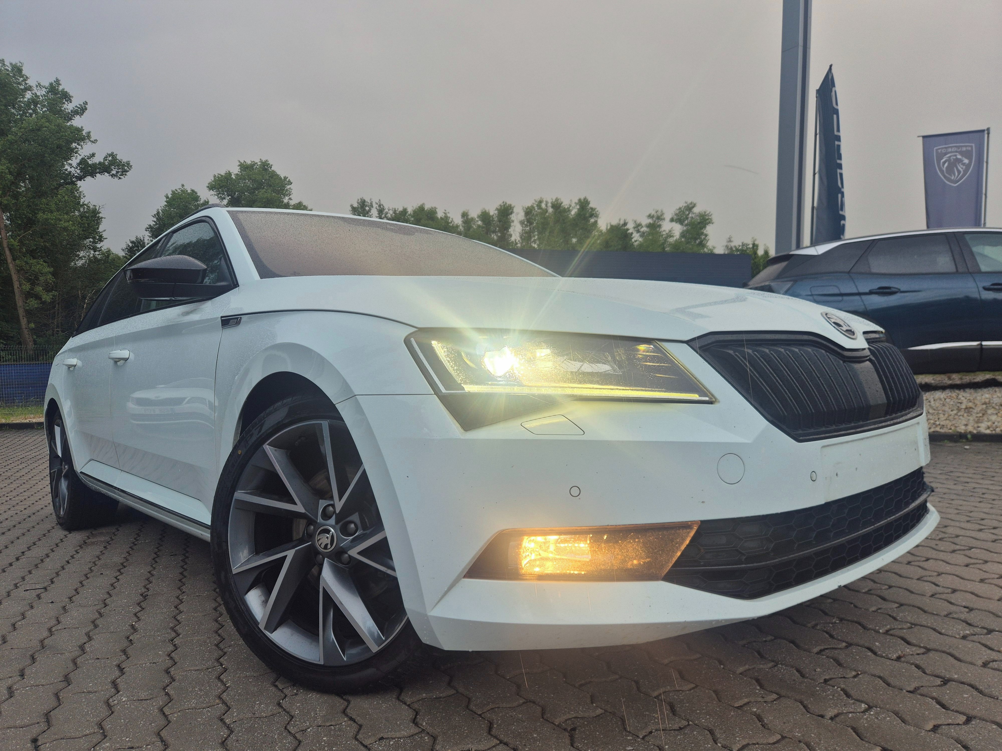 Škoda Superb, 1 maj.plný servis ZÁRUKA 1 ROK - fotka 2