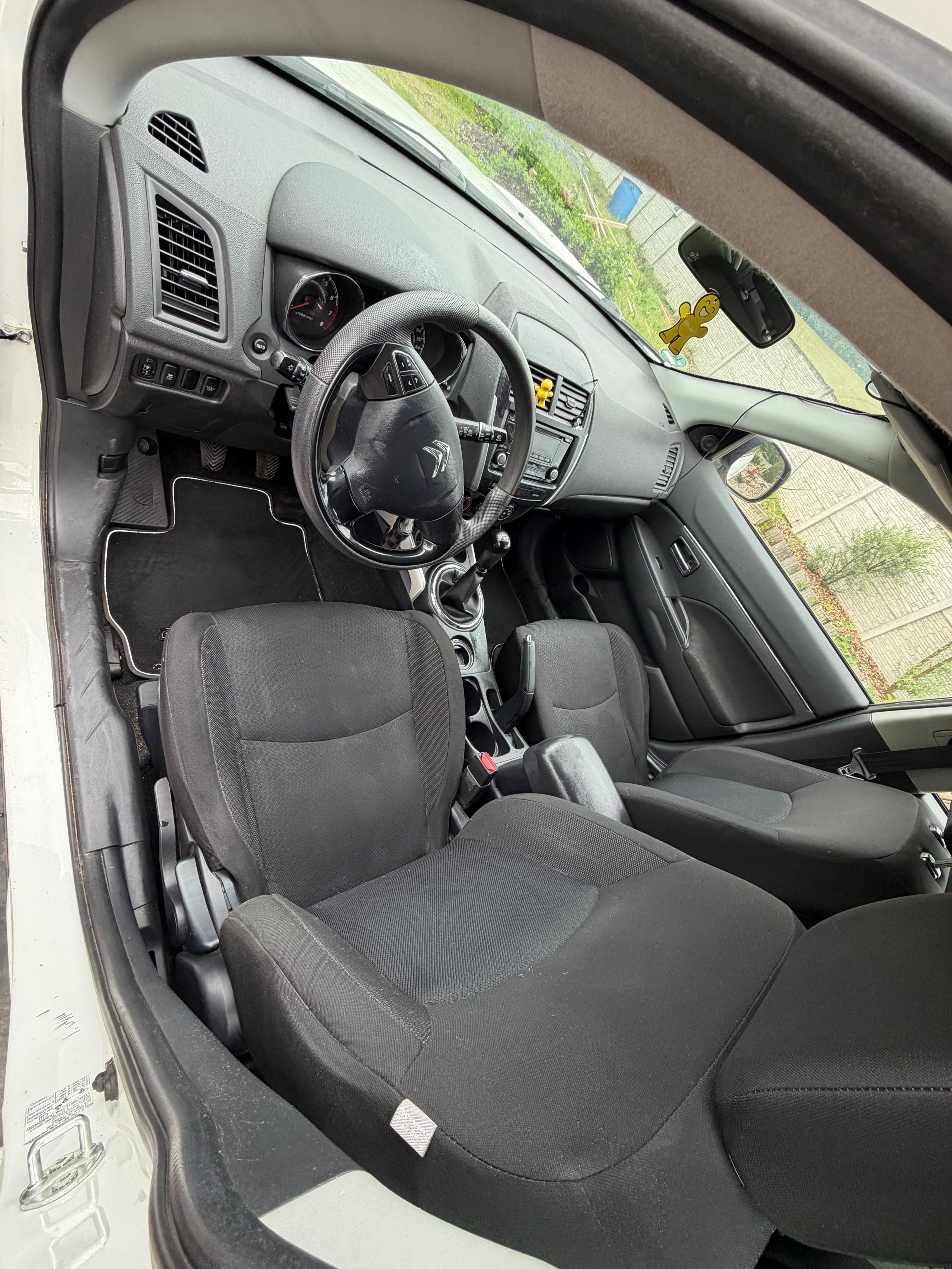 Citroën C4 Aircross, 1,6i 2WD - fotka 6