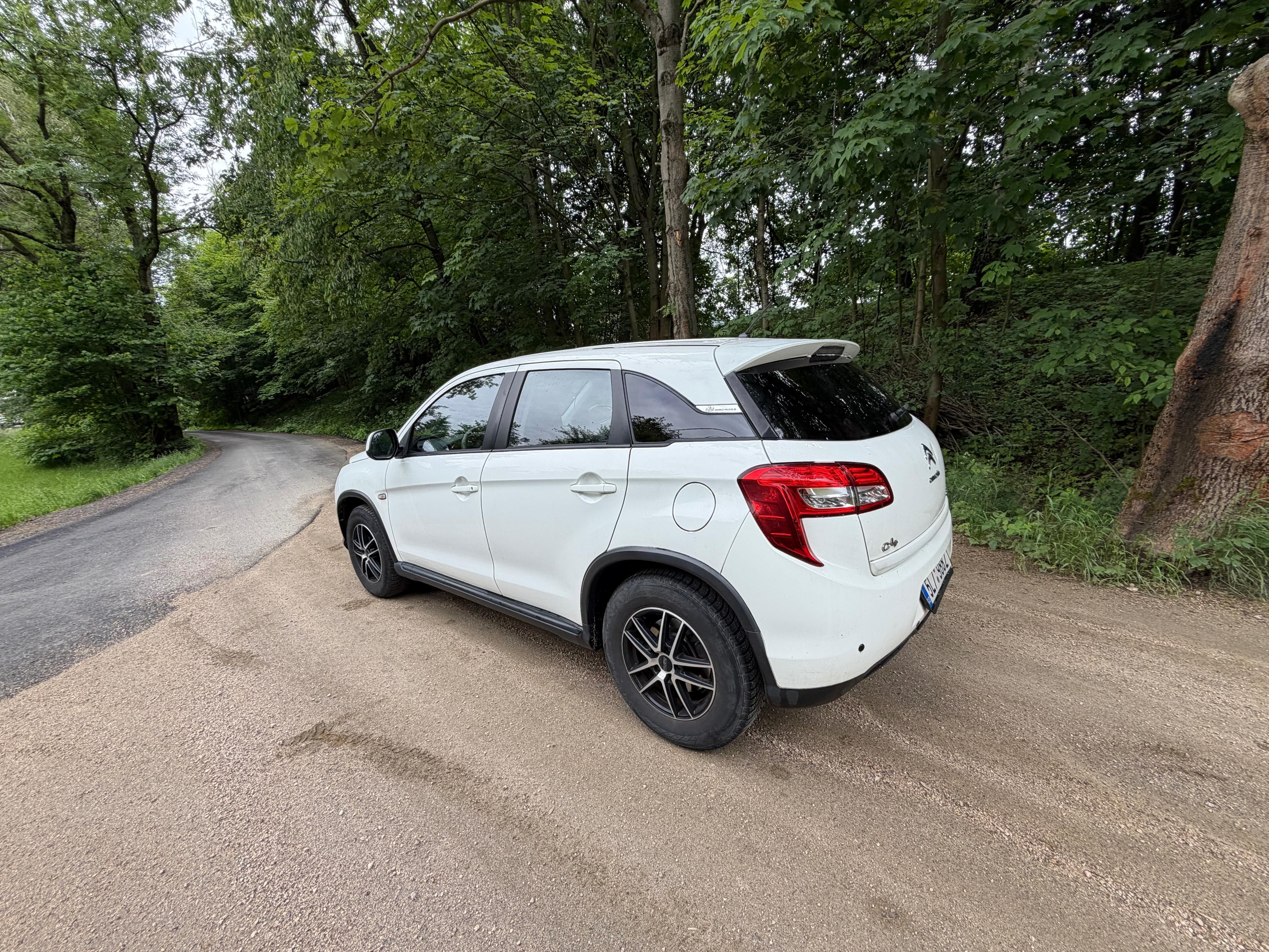 Citroën C4 Aircross, 1,6i 2WD - fotka 4