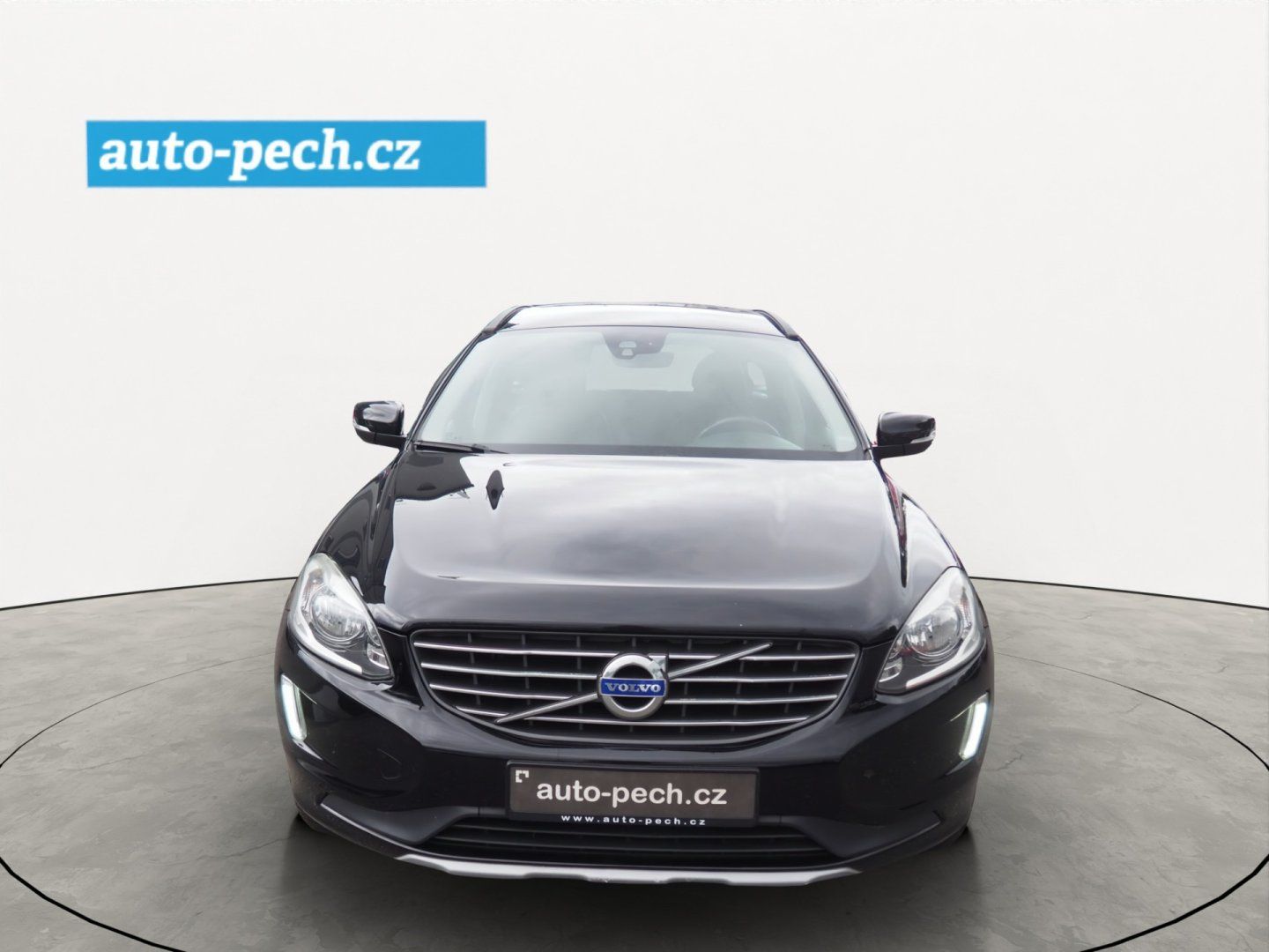 Volvo XC60, D3 100 kW, Momentum, AWD - fotka 6