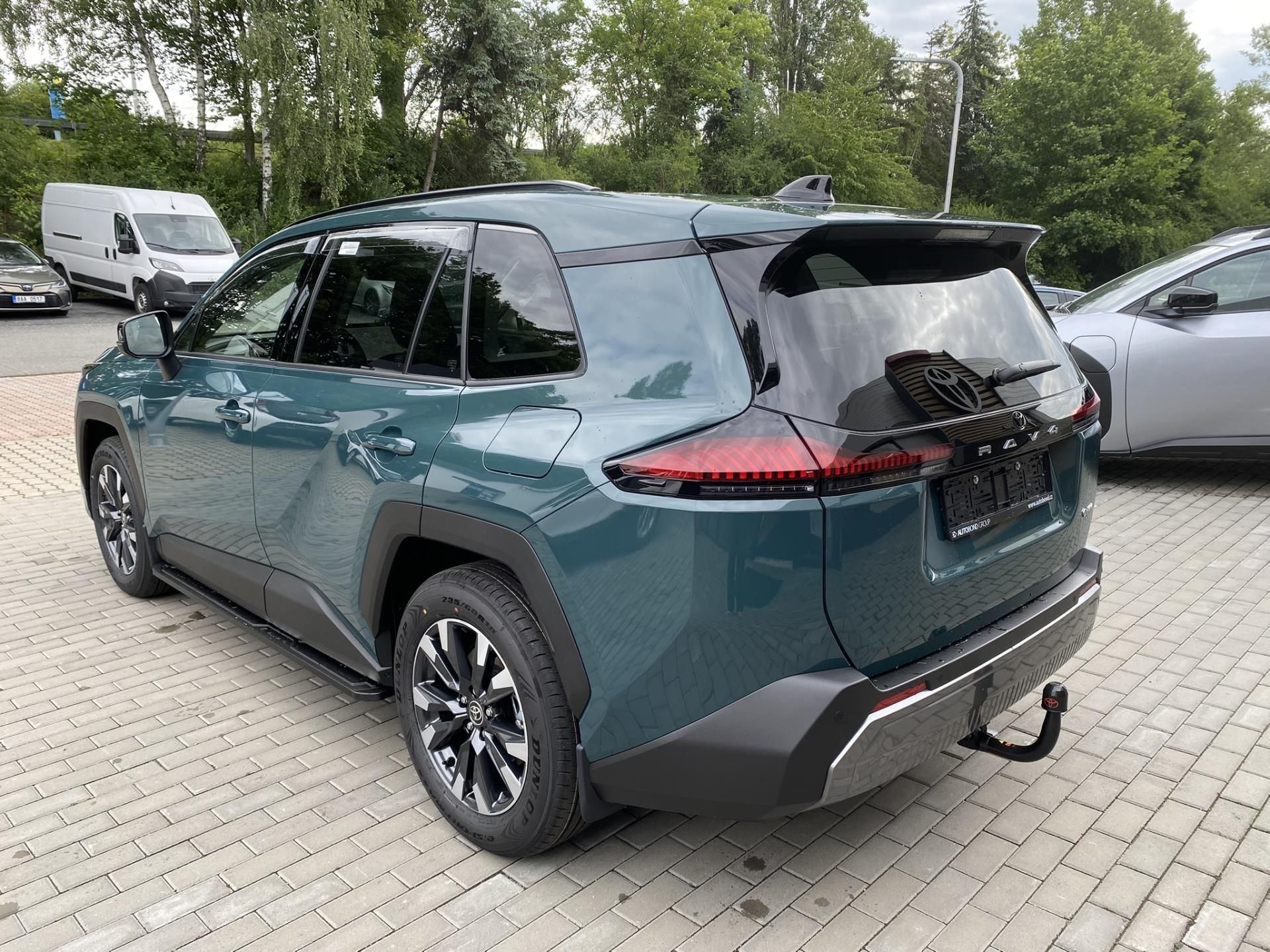 Toyota Rav4, 2.5 HEV 4x4 Comfort Business - fotka 4