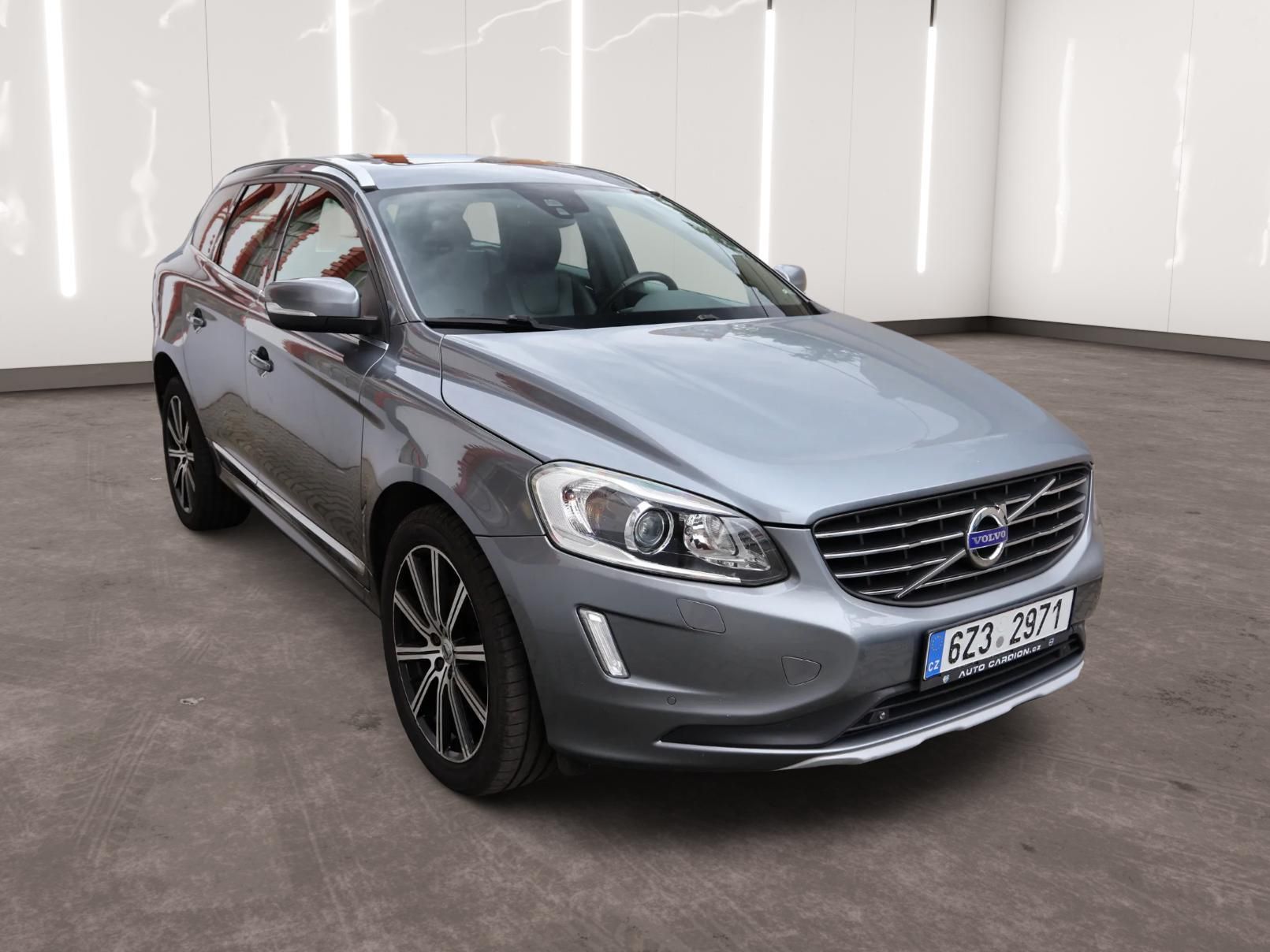 Volvo XC60, 4WD - fotka 5