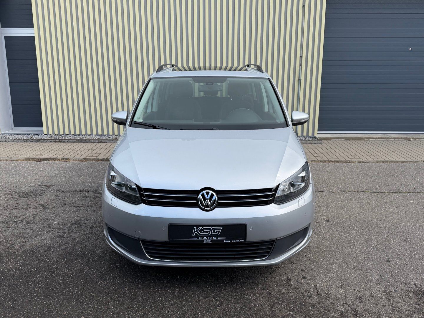 Volkswagen Touran, 2.0TDi 103kW! ČR! Panorama!Xen - fotka 3