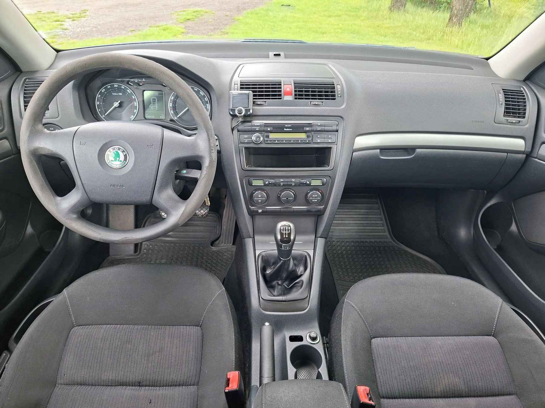 Škoda Octavia, 1.9 TDI, po servisu za 40.tis. - fotka 5