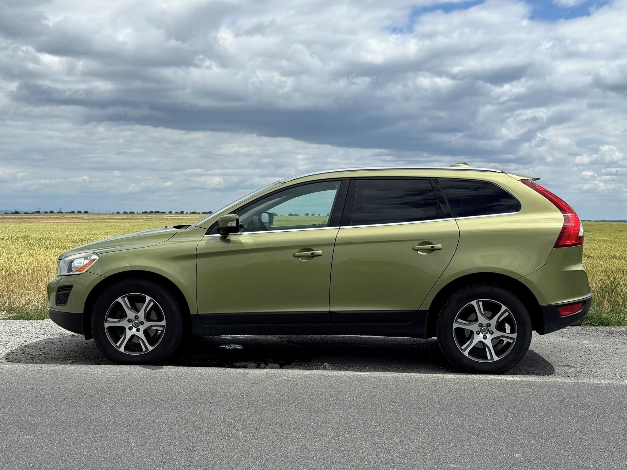 Volvo XC60, T5 2.0 177kw - fotka 3