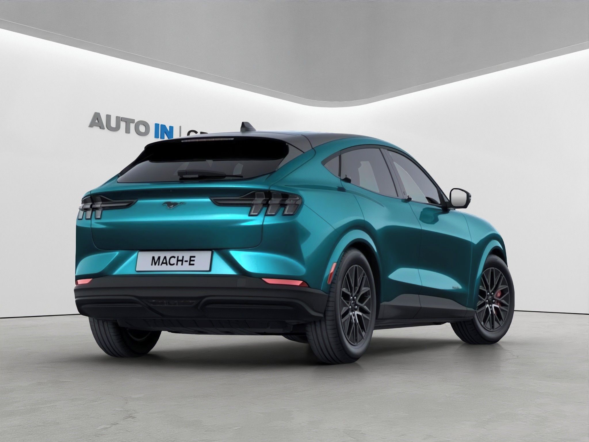 Ford Mustang Mach-E, MACH-E Premium 5D 88 kWh,0 PRO - fotka 6
