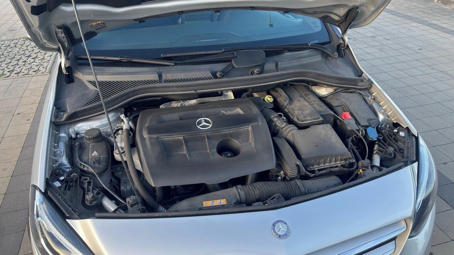 Mercedes-Benz Třídy B, 180d, ČR, servis MB - fotka 6