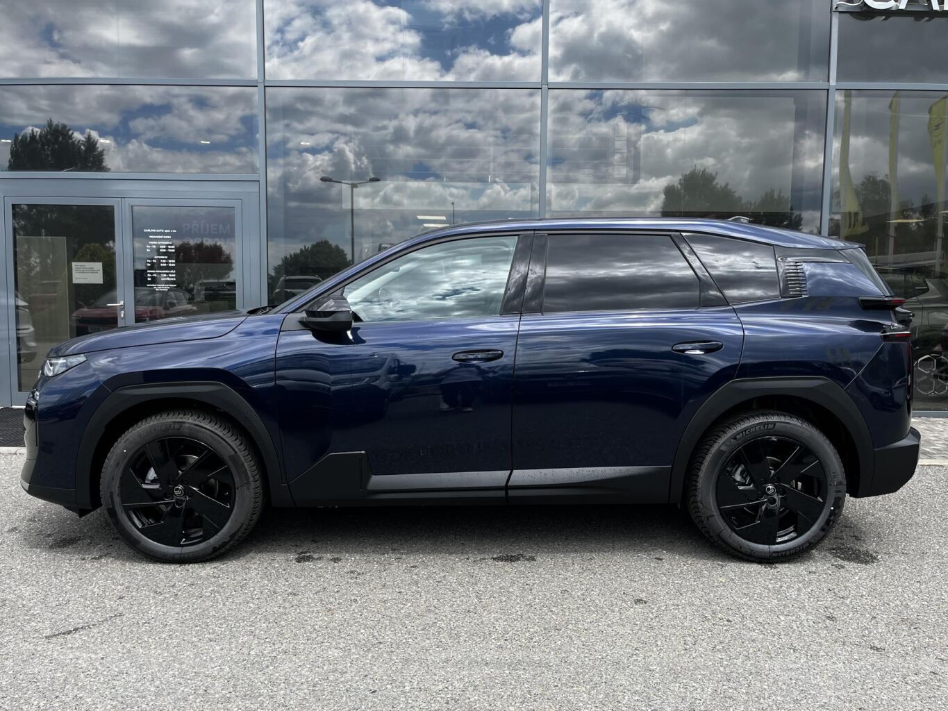 Citroën C5 Aircross, PLUS Hybrid 145k Automatic - fotka 3
