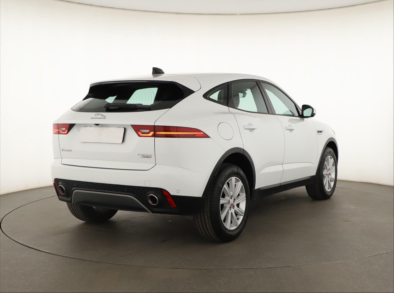 Jaguar E-Pace, P200 AWD, 4X4, Automat, Kůže - fotka 5