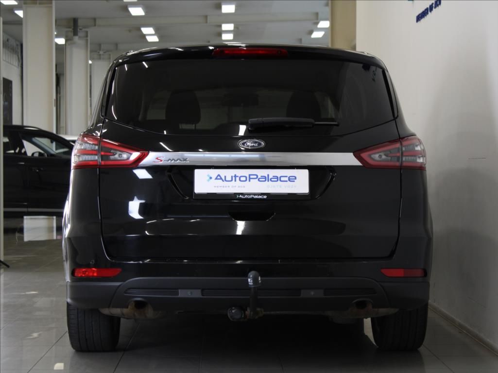 Ford S-MAX, 2,0 TDCi 110kW Titanium Tažné - fotka 4