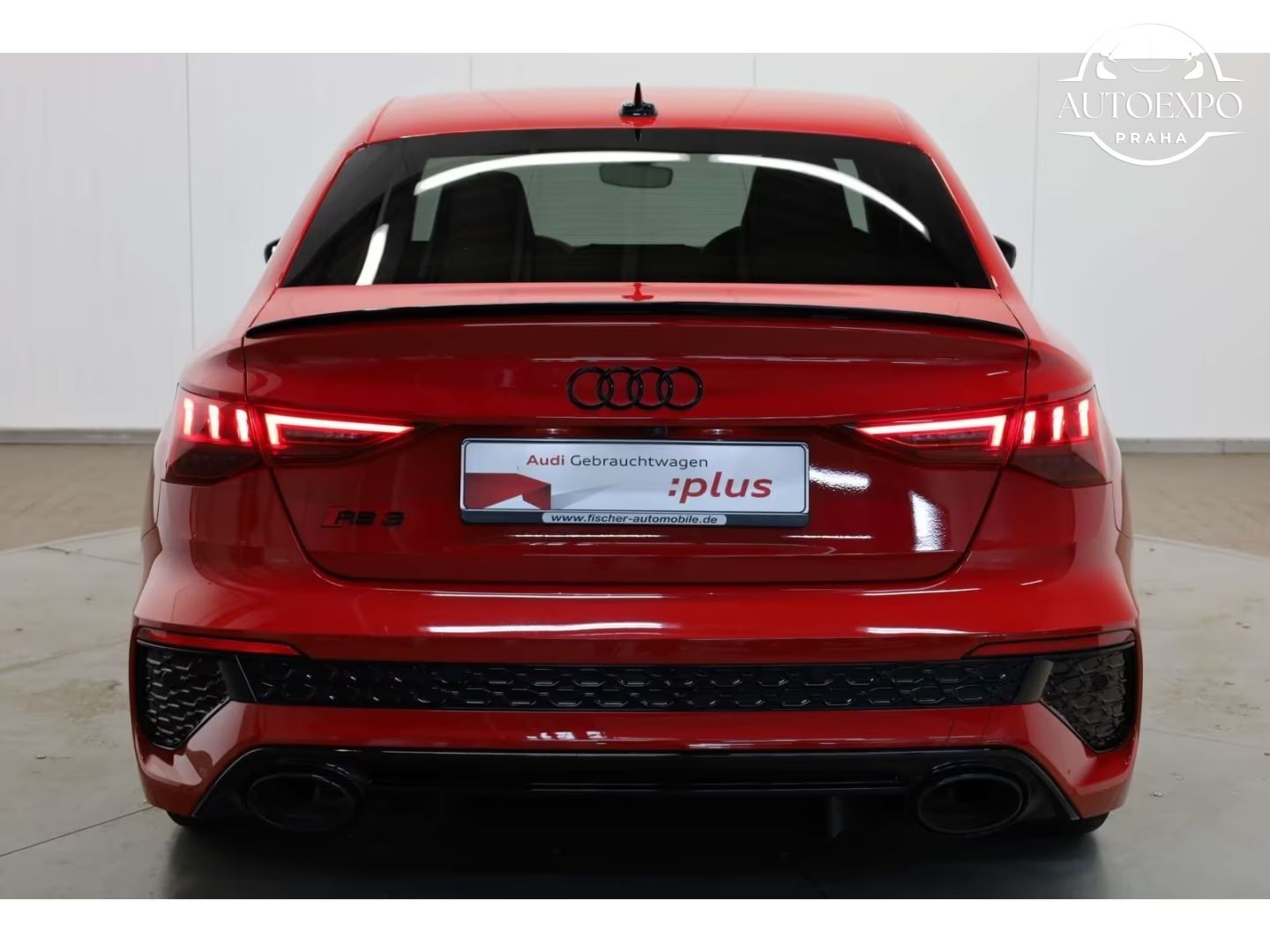 Audi RS3, Limousine TFSI quattro - fotka 5
